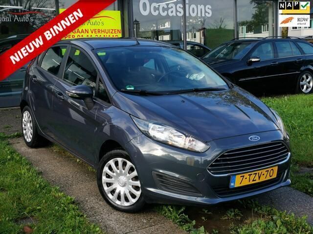 Grijs Gebruikt 2014 Ford Fiesta Style Hatchback | € 5.999 (Eerlijke prijs) - Afbeelding 1/4