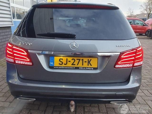 Occasion Mercedes E220 Ambition 170 PK (125 kW) 2016 Grijs Stationwagen