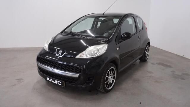 Zwart Gebruikt 2010 Peugeot 107 Hatchback | € 4.450 (Eerlijke prijs) - Afbeelding 1/4