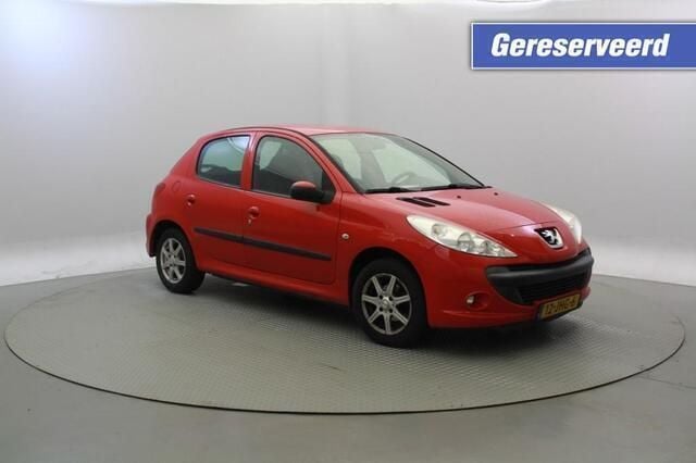 Rood Gebruikt 2009 Peugeot 206 Hatchback | € 2.344 (Goede deal) - Afbeelding 1/4