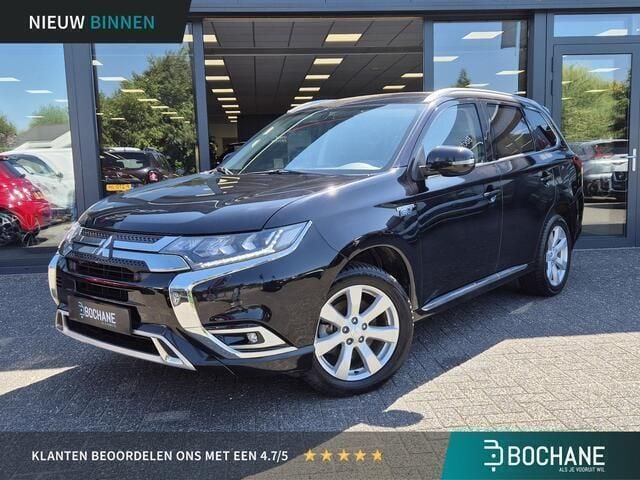 Zwart Gebruikt 2019 Mitsubishi Outlander Intense SUV | € 18.950 (Goede deal) - Afbeelding 1/4