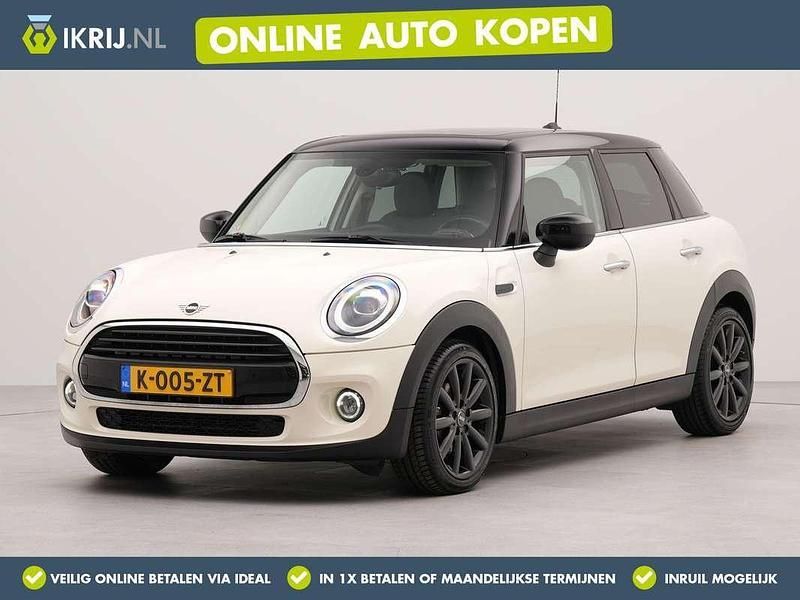 Wit, metallic lak Gebruikt 2021 Mini Cooper Business Hatchback | € 27.100 (Duur) - Afbeelding 1/3