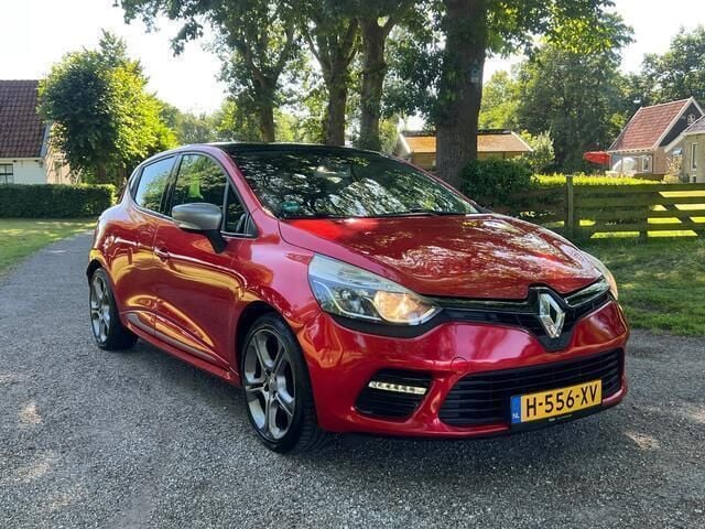 Rood Gebruikt 2014 Renault Clio IV GT Hatchback | € 9.999 (Eerlijke prijs) - Afbeelding 1/4