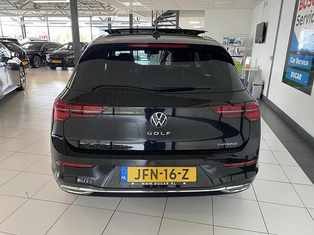 Occasion VW Golf VIII Style 204 PK (150 kW) 2021 Zwart Hatchback