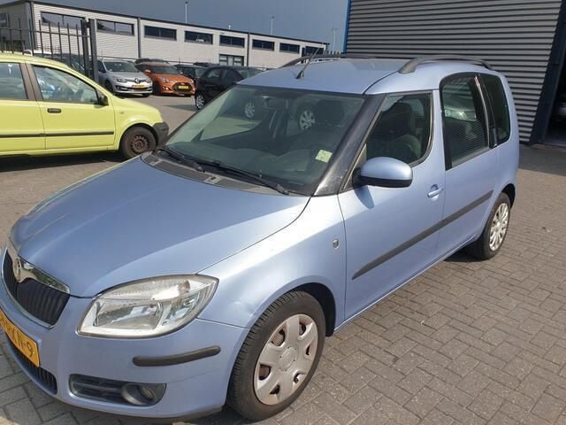 Blauw Gebruikt 2008 Skoda Roomster Style Stationwagen | € 1.999 (Super prijs) - Afbeelding 1/4