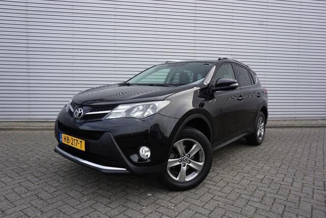 Zwart Gebruikt 2015 Toyota RAV4 SUV | € 18.950 (Eerlijke prijs) - Afbeelding 1/4