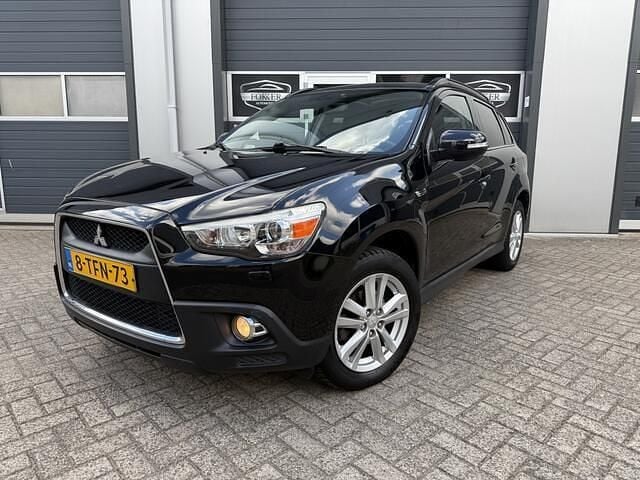 Zwart Gebruikt 2011 Mitsubishi ASX SUV | € 8.245 (Eerlijke prijs) - Afbeelding 1/4