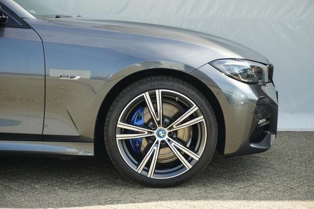 Occasion BMW 330 Shadowline 291 PK (214 kW) 2022 Grijs Stationwagen
