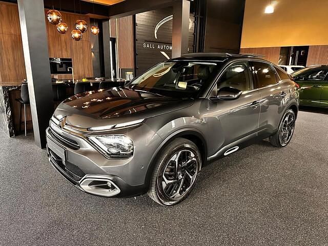 Grijs Gebruikt 2022 Citroën C4 PureTech SUV | € 20.950 (Eerlijke prijs) - Afbeelding 1/4