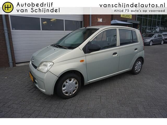 Beige Gebruikt 2004 Daihatsu Cuore Hatchback | € 945 (Goede deal) - Afbeelding 1/4