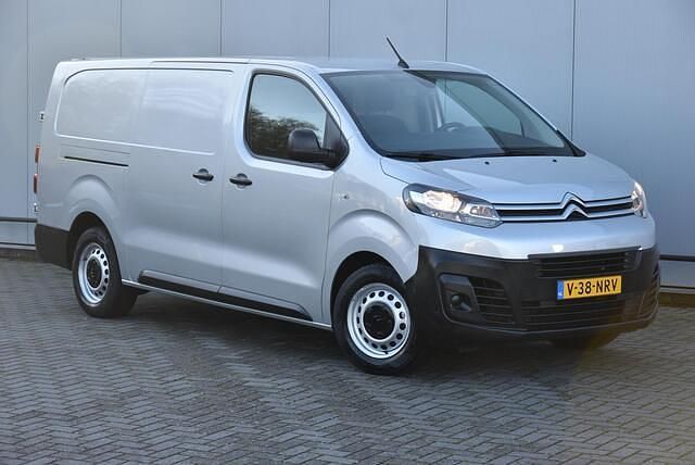 Grijs Occasion 2017 Citroën Jumpy MPV | € 12.949 (Duur) - Afbeelding 1/4
