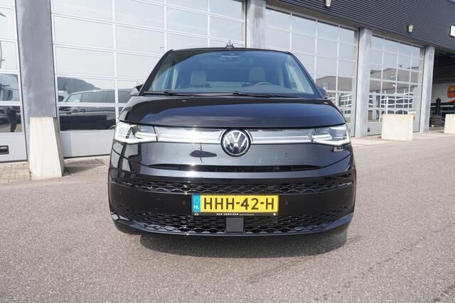 Occasion VW Multivan Edition 245 PK (180 kW) 2025 Zwart Van