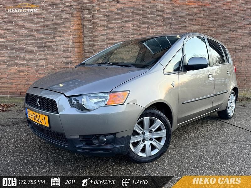 Grijs Occasion 2011 Mitsubishi Colt Edition Hatchback | € 3.499 (Eerlijke prijs) - Afbeelding 1/4