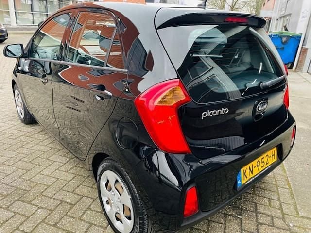 Occasion Kia Picanto 67 PK (49 kW) 2016 Zwart Hatchback