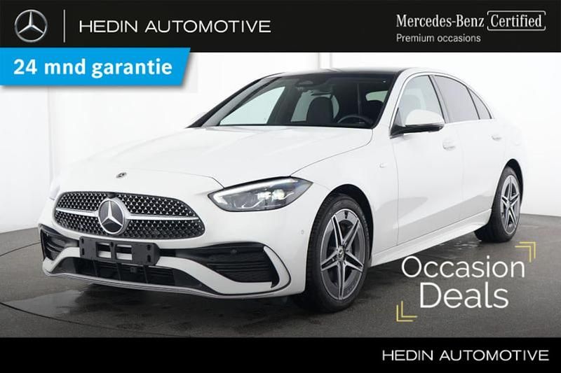 Wit Occasion 2025 Mercedes C300e AMG line Sedan | € 53.900 (Eerlijke prijs) - Afbeelding 1/3