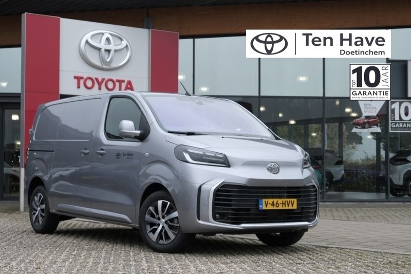 Grijs Gebruikt 2024 Toyota Proace Van | € 37.900 - Afbeelding 1/4