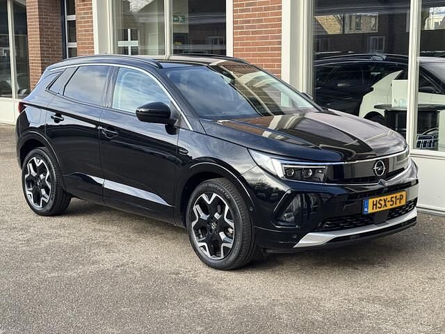 Occasion Opel Grandland X Ultimate 131 PK (96 kW) 2024 Zwart SUV