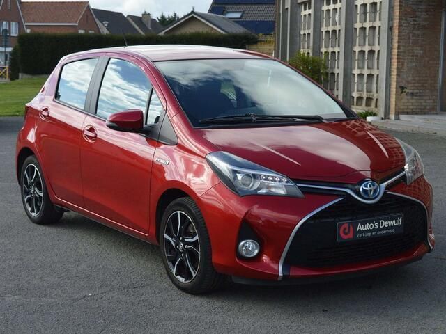 Occasion Toyota Yaris Comfort 2016 Rood Sedan