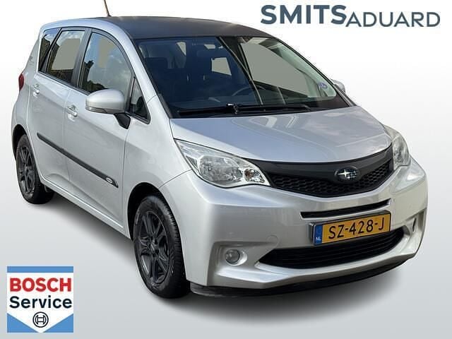 Grijs Gebruikt 2013 Subaru Trezia Comfort MPV | € 7.850 - Afbeelding 1/4