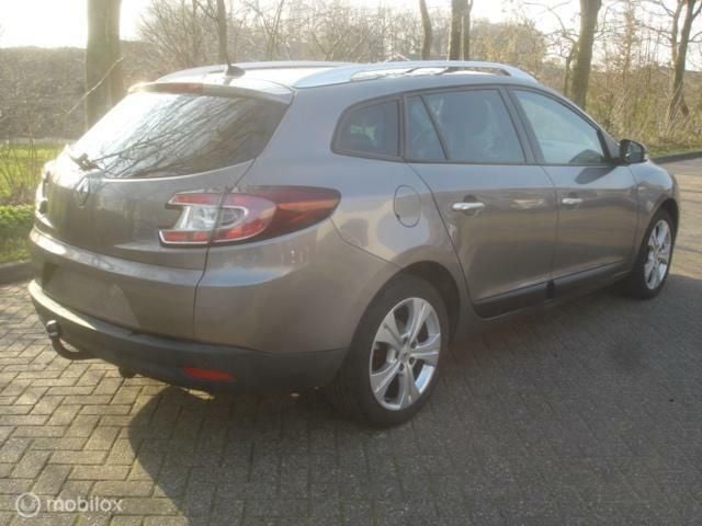 Occasion Renault Mégane GrandTour Bose Edition 131 PK (96 kW) 2012 Grijs Stationwagen