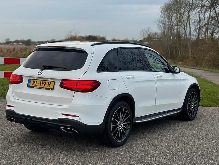 Gebruikt 2018 Mercedes GLC250 | € 30.500 (Goede deal) - Afbeelding 1/4