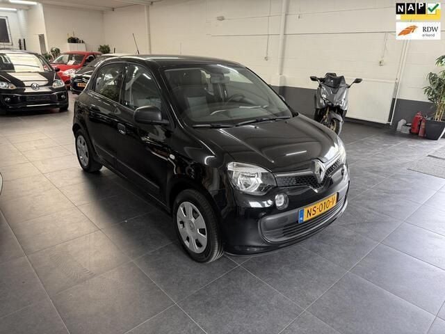Zwart Gebruikt 2017 Renault Twingo Authentique Hatchback | € 7.950 (Eerlijke prijs) - Afbeelding 1/4