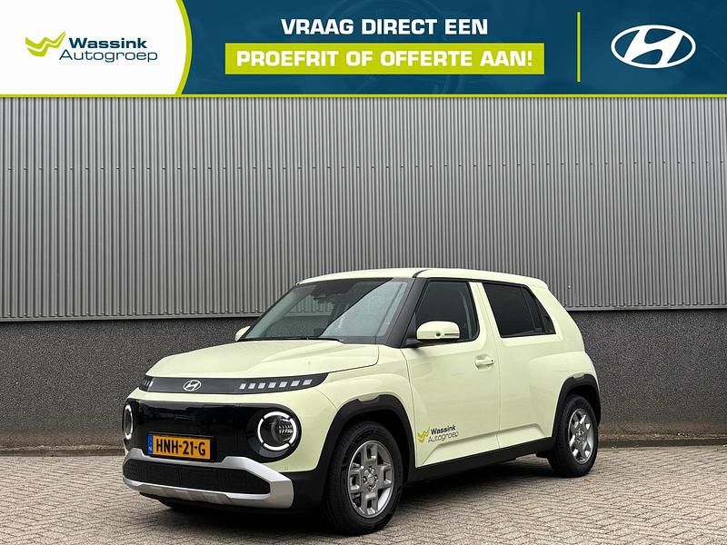 Geel Nieuw 2025 Hyundai Inster Hatchback | € 28.235 - Afbeelding 1/4