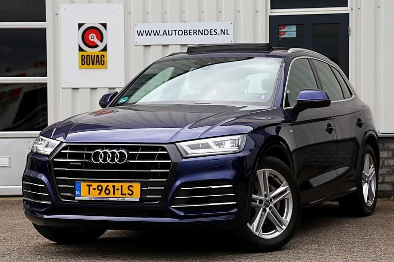 Blauw, metallic lak Occasion 2020 Audi Q5 Competition SUV | € 36.900 (Goede deal) - Afbeelding 1/4