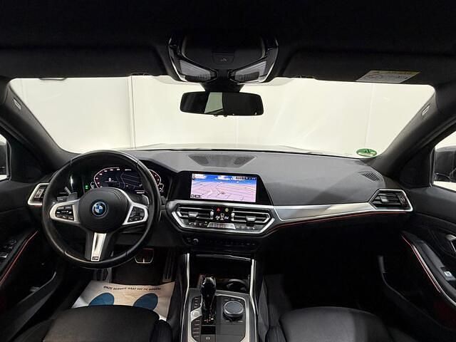 Occasion BMW 330 Executive 291 PK (214 kW) 2021 Grijs Sedan