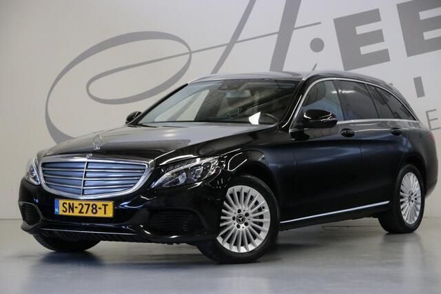 Zwart, metallic lak Gebruikt 2017 Mercedes C250 Prestige Stationwagen | € 18.500 (Eerlijke prijs) - Afbeelding 1/4