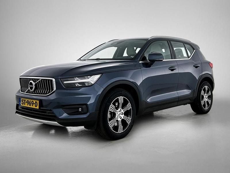 Blauw Occasion 2018 Volvo XC40 Inscription SUV | € 26.950 (Eerlijke prijs) - Afbeelding 1/4