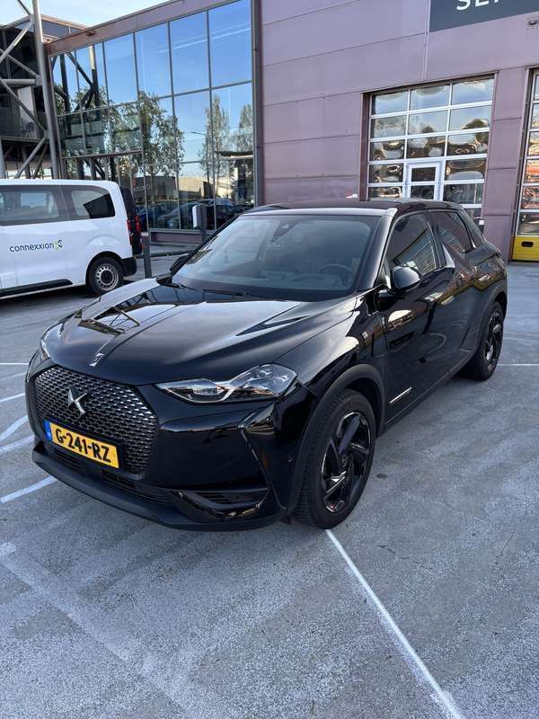 Zwart Gebruikt 2019 DS Automobiles DS3 Crossback SUV | € 19.800 (Eerlijke prijs) - Afbeelding 1/4