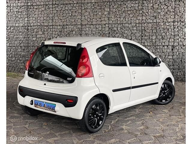 Occasion Peugeot 107 68 PK (50 kW) 2011 Wit Hatchback
