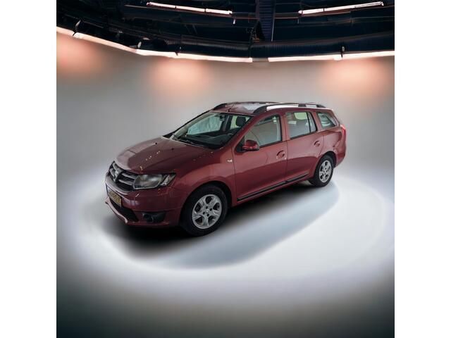 Rood Gebruikt 2015 Dacia Logan MCV Prestige Stationwagen | € 7.350 (Eerlijke prijs) - Afbeelding 1/4