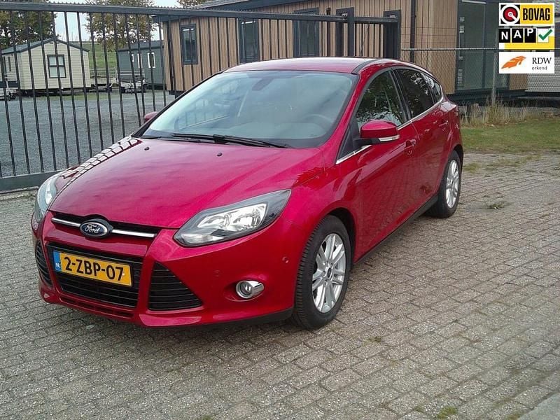 Hatchback Occasion 2014 Ford Focus Hatchback | € 7.950 (Iets duurder) - Afbeelding 1/4