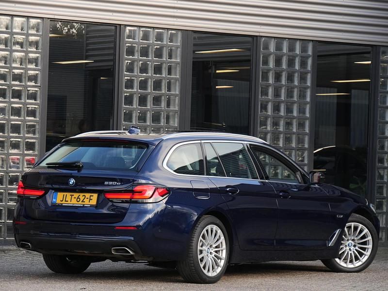 Occasion BMW 530e Comfort Edition 292 PK (214 kW) 2022 Blauw Stationwagen