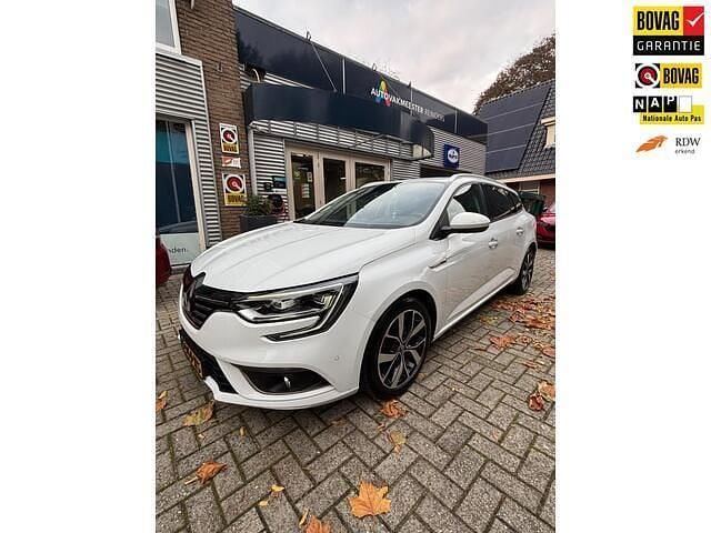 Wit Gebruikt 2020 Renault Mégane GrandTour Bose Edition Stationwagen | € 15.950 (Eerlijke prijs) - Afbeelding 1/4