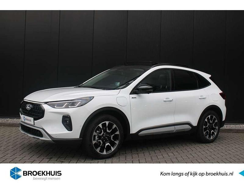 Wit, metallic lak Gebruikt 2025 Ford Kuga Active X SUV | € 43.800 (Super prijs) - Afbeelding 1/4