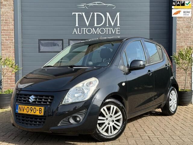 Zwart Gebruikt 2013 Suzuki Splash Exclusive Hatchback | € 7.995 (Eerlijke prijs) - Afbeelding 1/4