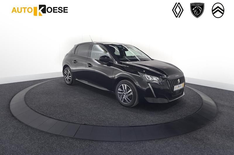 Zwart Gebruikt 2023 Peugeot 208 Allure Hatchback | € 18.795 (Eerlijke prijs) - Afbeelding 1/4