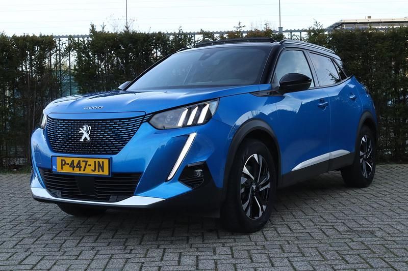 Blauw Gebruikt 2021 Peugeot e-2008 GTi SUV | € 18.395 (Iets duurder) - Afbeelding 1/4