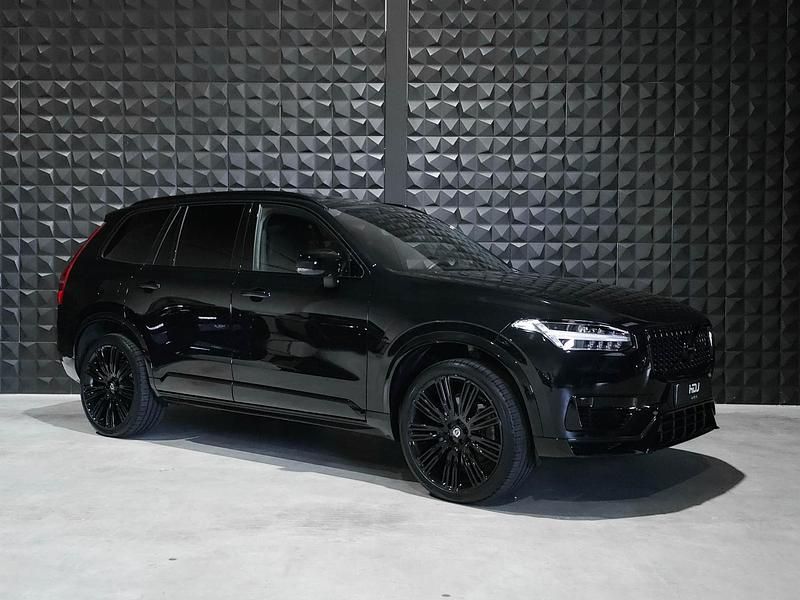 Zwart Gebruikt 2022 Volvo XC90 R-Design SUV | € 59.900 (Eerlijke prijs) - Afbeelding 1/4