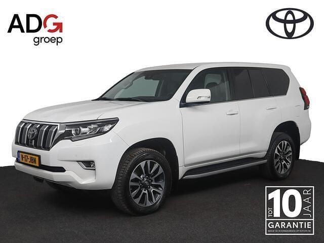 Wit Gebruikt 2024 Toyota Land Cruiser Executive SUV | € 56.950 (Eerlijke prijs) - Afbeelding 1/4