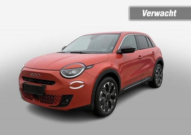 Oranje, metallic lak Gebruikt 2023 Fiat 600 La Prima Hatchback | € 27.950 - Afbeelding 1/4