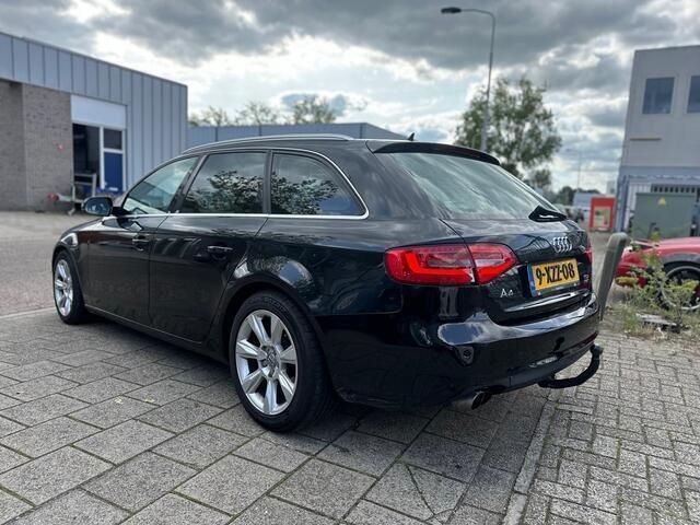 Occasion Audi A4 Business 136 PK (100 kW) 2015 Zwart Stationwagen