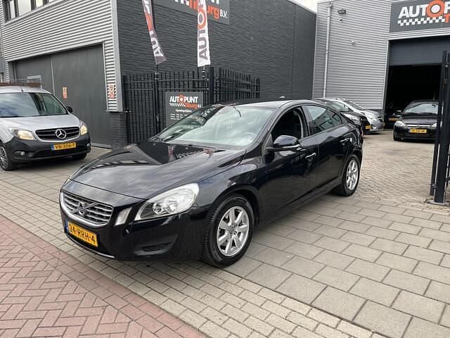 Zwart Gebruikt 2011 Volvo S60 Kinetic Sedan | € 4.999 (Eerlijke prijs) - Afbeelding 1/4
