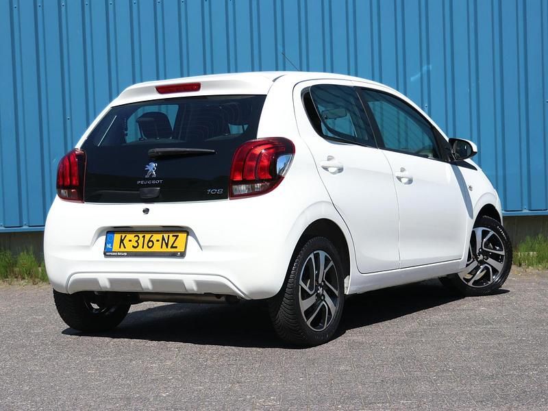 Occasion Peugeot 108 Allure 72 PK (52 kW) 2021 Wit Hatchback