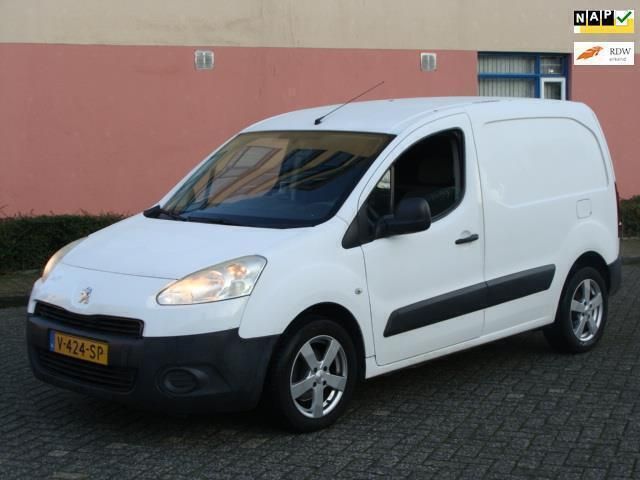 Wit Gebruikt 2012 Peugeot Partner MPV | € 2.499 (Eerlijke prijs) - Afbeelding 1/4
