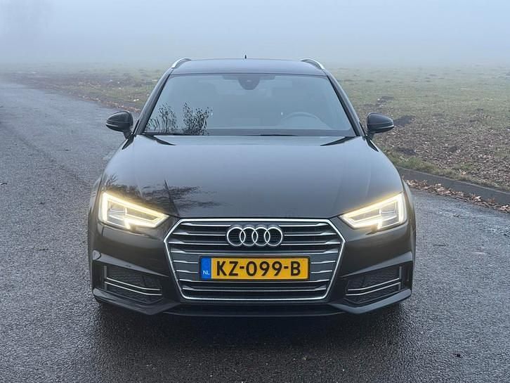 Occasion Audi A4 S-Line 150 PK (110 kW) 2017 Zwart Stationwagen