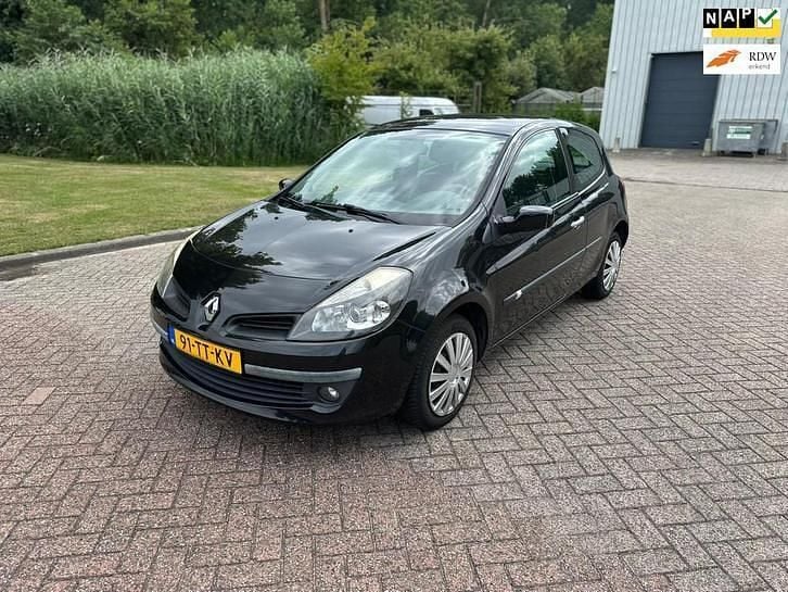 Gebruikt 2007 Renault Clio II Exception | € 1.499 (Goede deal) - Afbeelding 1/4
